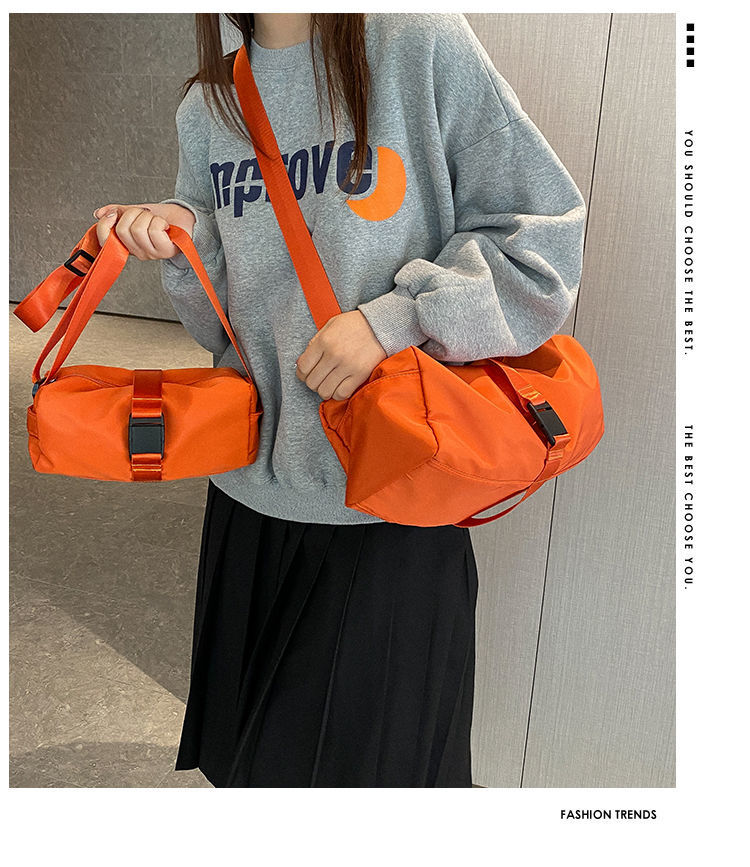 Sports Gym Bag Waterproof Toast Bag Large Capacity Casual Red Oxford Cloth Single Shoulder Messenger Duffel Bag Travel