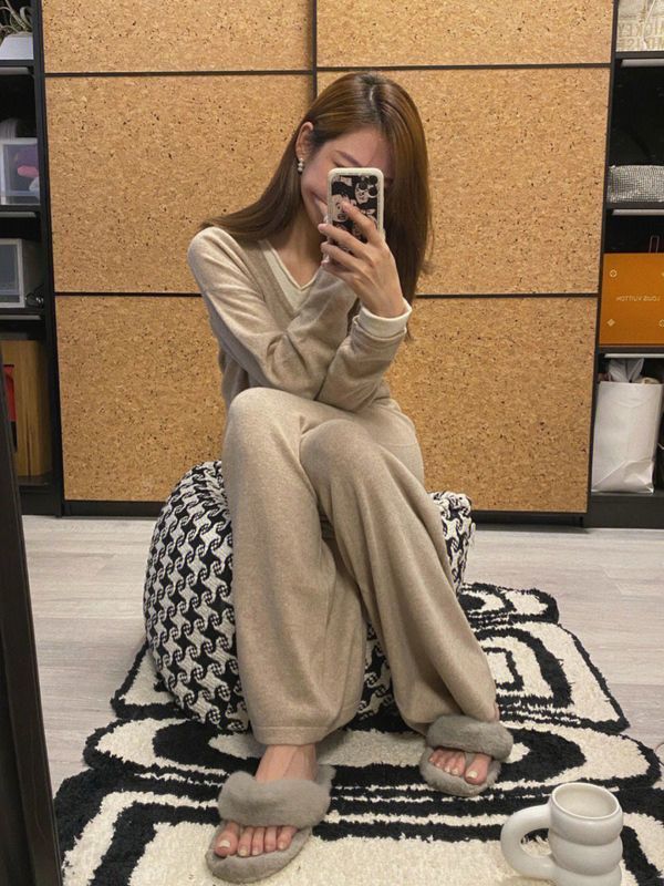Women's pajamas simple solid color long-sleeved spring, autumn and winter 2023 new girl high-value home clothing casual suit