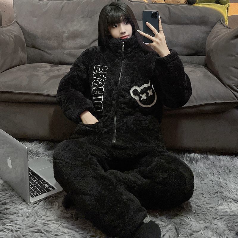 Couple Pajamas Cartoon Violent Bear Men and Women Three-Layer Padded Coral Fleece Thickened Padded Jacket Can Be Worn Out as Home Clothes