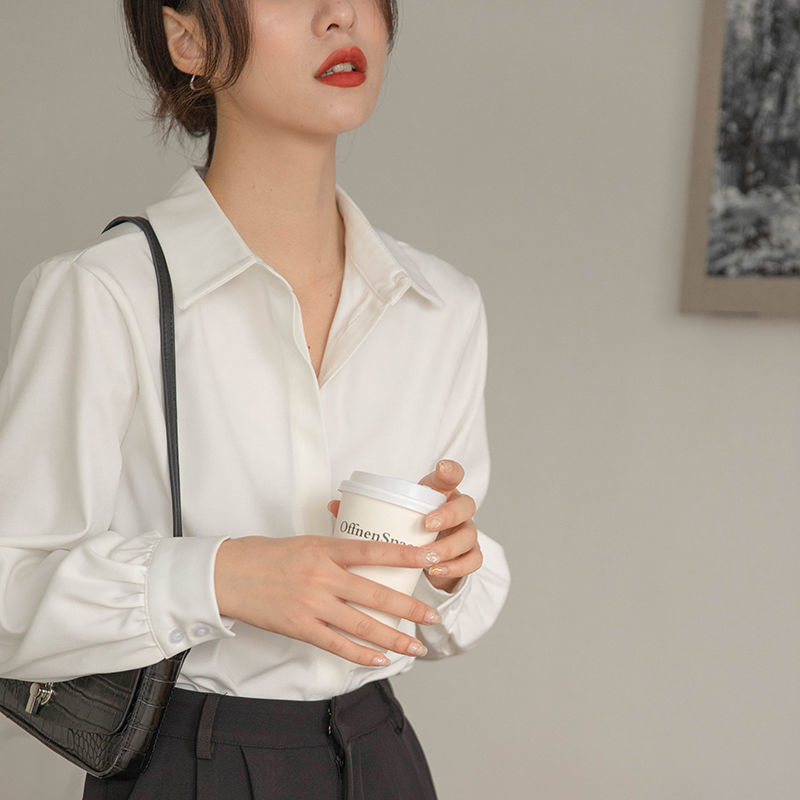 白色襯衫女長袖春秋季新款韓范通勤方領打底衫輕奢感氣質上衣襯衣
