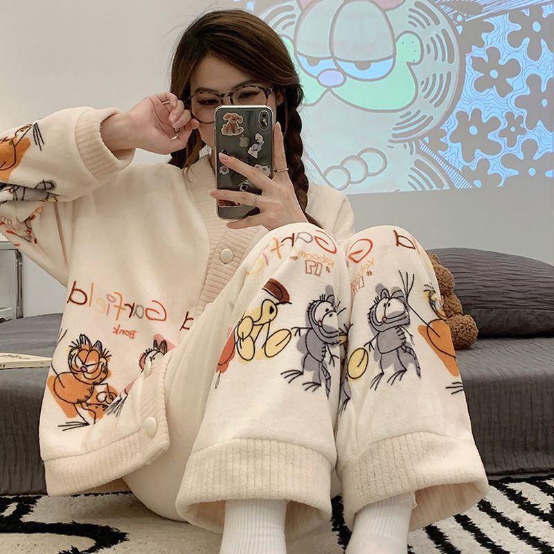 Coral fleece pajamas women's autumn and winter long-sleeved 2022 new Doraemon flannel thickened home service suit