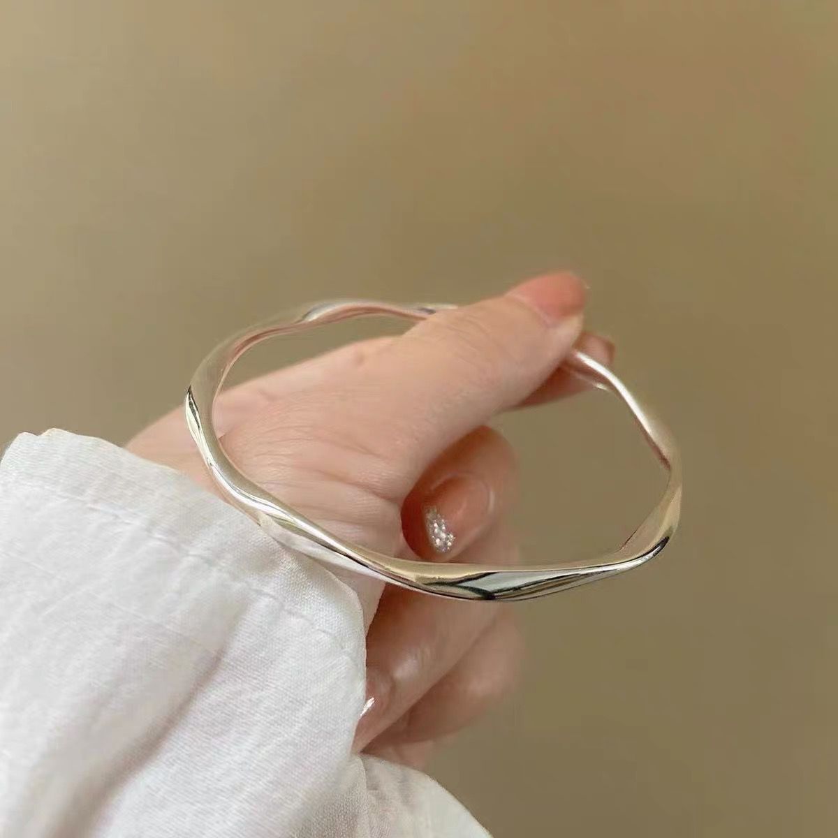 2022 new Mobius ring bracelet young style bracelet niche design sense bracelet female bracelet