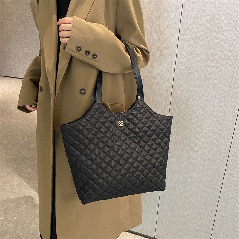 高級感包包女大容量2022新款時尚秋冬單肩包牛津布菱格通勤托特包