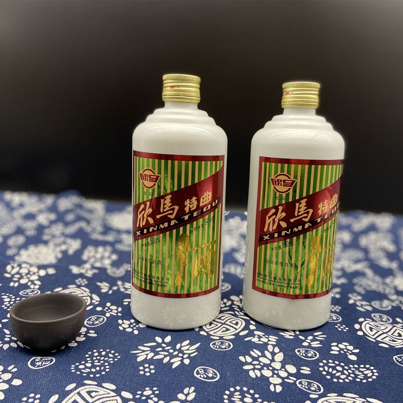 山东东营老马场酒54度欣马特曲纯粮酒马场香型欣马酒经典
