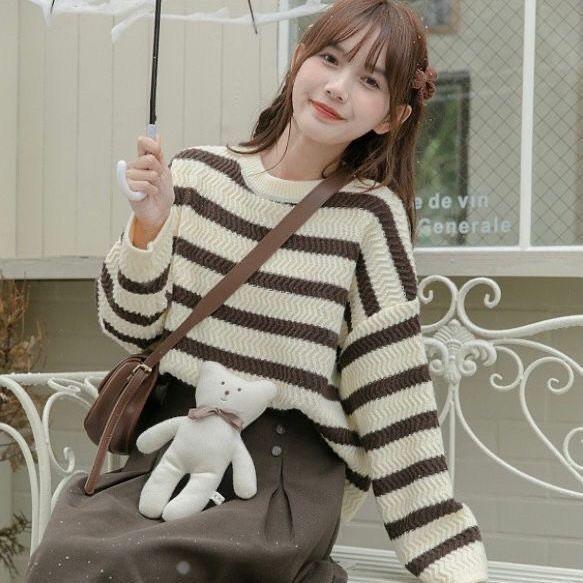 Striped sweater women's autumn and winter  new Korean style gentle and versatile loose and lazy small short knitted sweater