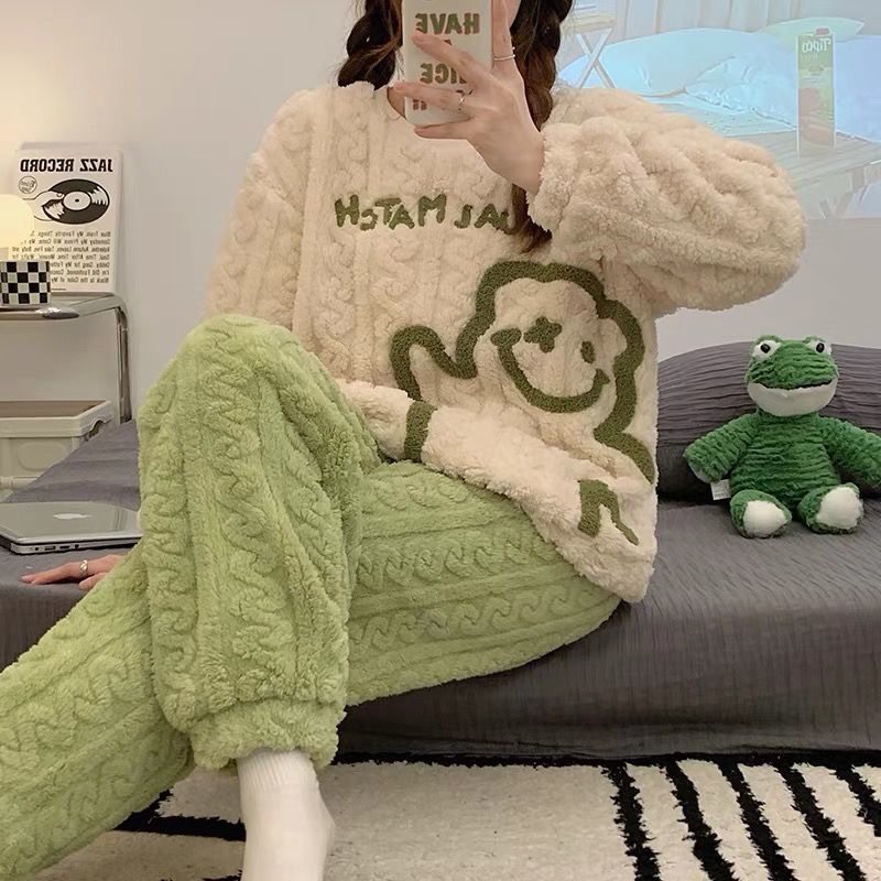Coral fleece pajamas women's autumn and winter thickened and velvet student cute 2022 new flannel home service suit