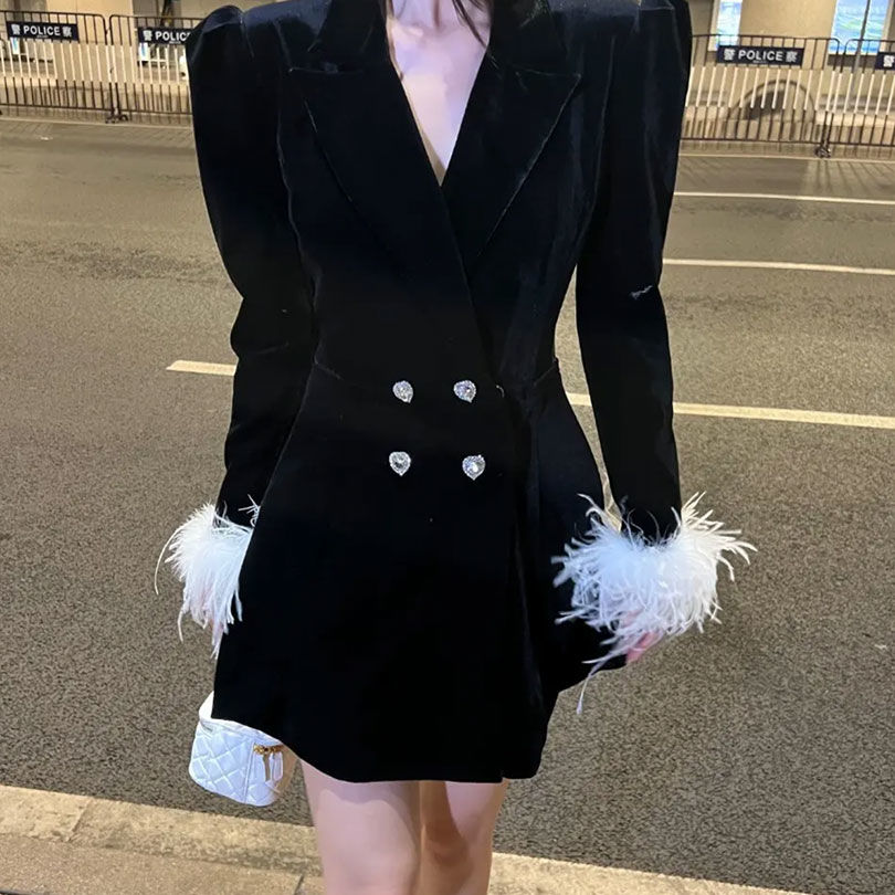 2023 Spring New Temperament Retro Puff Sleeve Suit Collar Diamond Button Black Feather Cuff Velvet Suit Dress