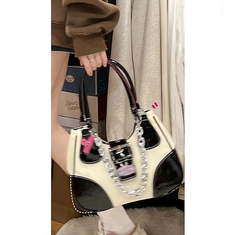 中古甜酷漆皮帆布腋下包包女2022新款時尚金屬鏈條辣妹百搭單肩包