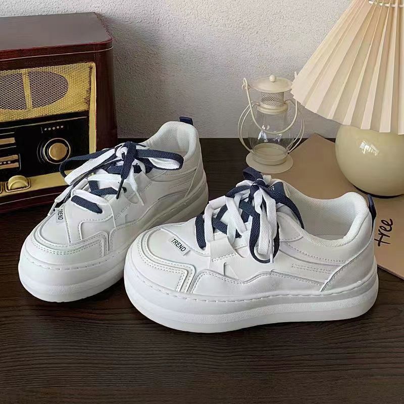 Ins trendy all-match Japanese soft girl casual big-toed shoes women 2023 spring new high-value small white shoes women