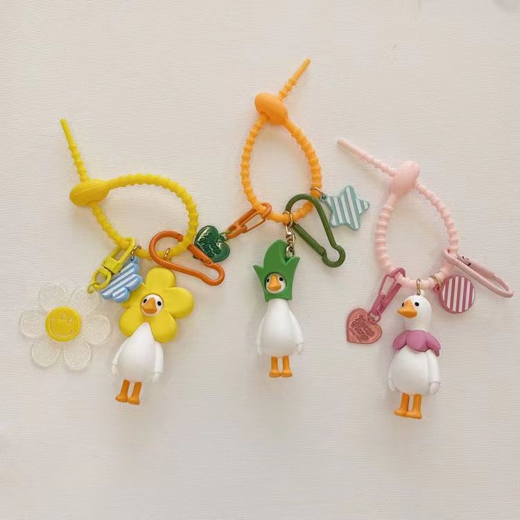 Korean version keychain decoration keychain exquisite schoolbag pendant doll creative personality car cute schoolbag