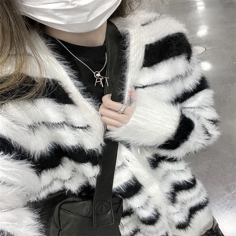 很仙的馬海毛毛衣女秋冬慵懶風條紋外套大碼胖mm寬鬆軟糯針織開衫