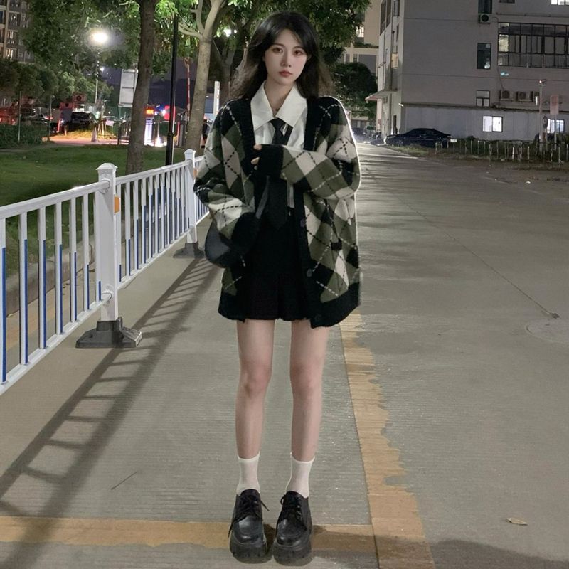 [Three-piece Suit] Hong Kong Style Retro College Style Rhombus Contrasting Color Knitted Sweater Cardigan Shirt Slim Pleated Skirt