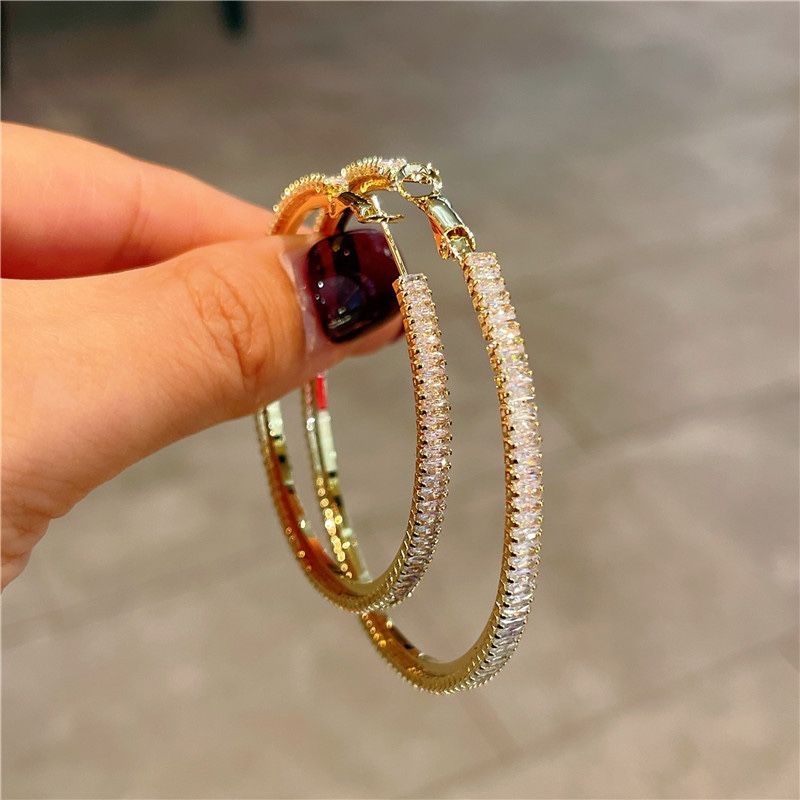 Luxurious Full-diamond Oversized Hoop Earrings European Style_voghion.com