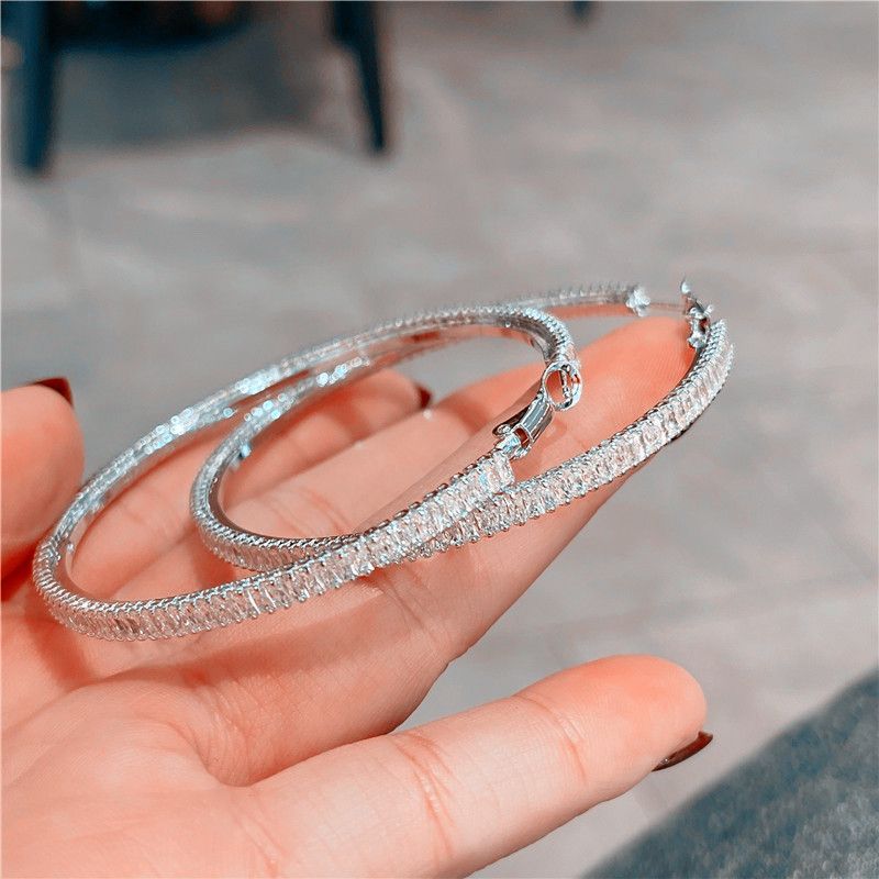 Luxurious Full-diamond Oversized Hoop Earrings European Style_voghion.com