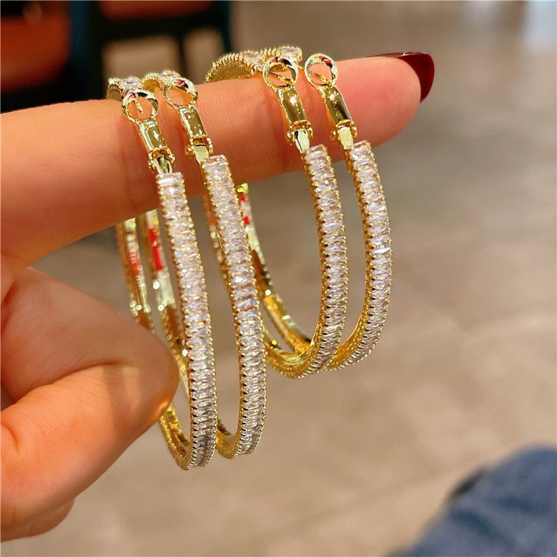 Luxurious Full-diamond Oversized Hoop Earrings European Style_voghion.com