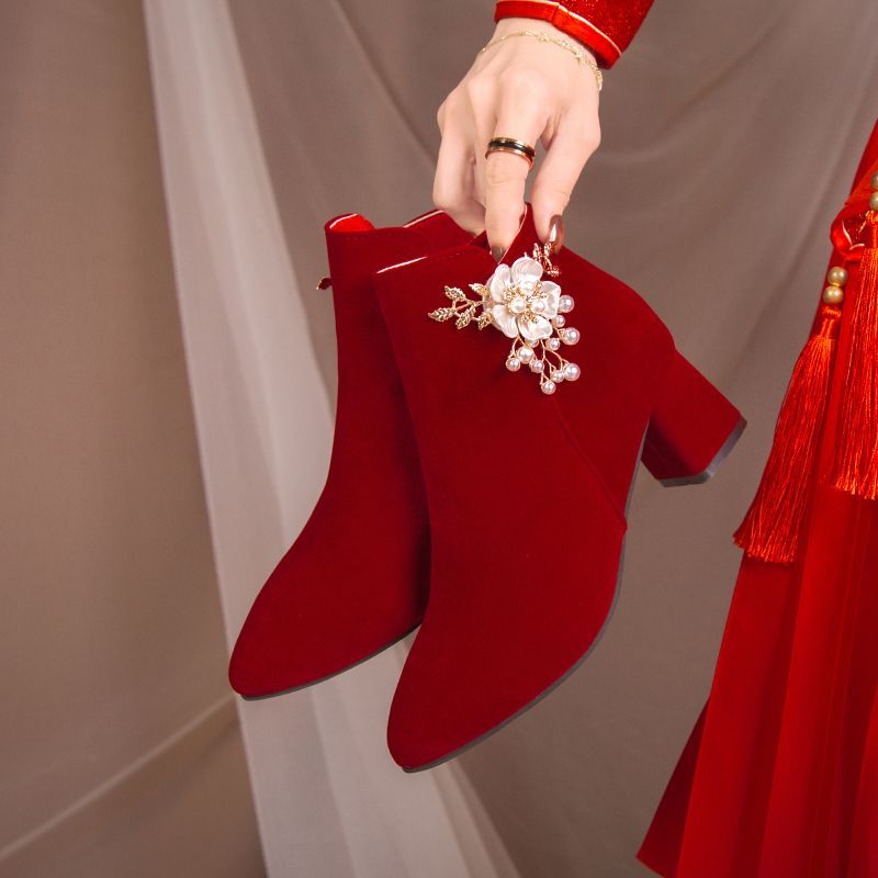 婚靴秀禾服新娘结婚鞋女粗跟高跟短靴2023秋冬季新款红色加绒棉靴