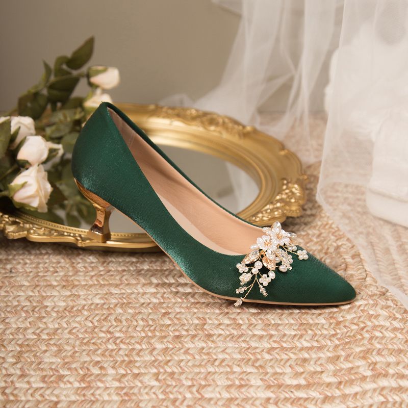 小众绿色婚鞋主婚鞋秀禾婚纱两穿2022新款可拆卸中跟高跟鞋新娘鞋