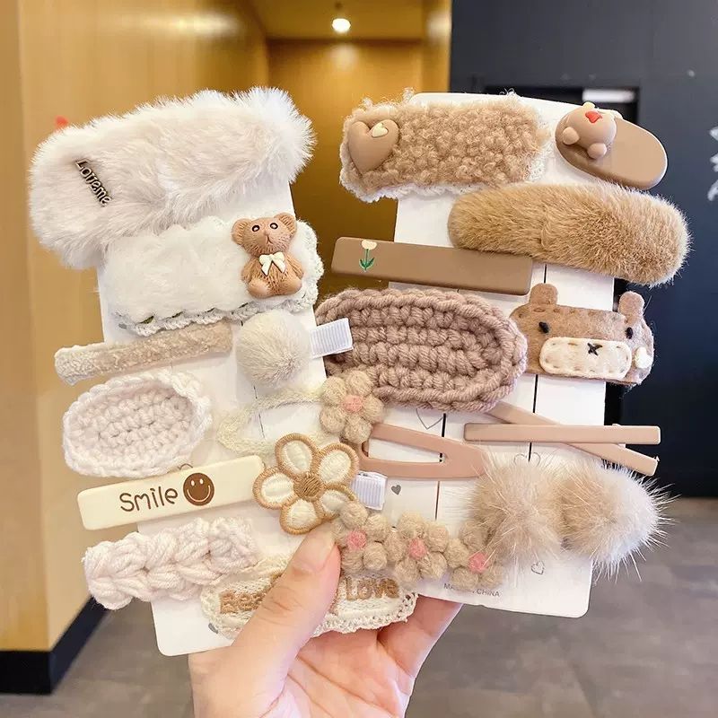 Autumn and winter versatile plush hair clips student braided hair clips children's clip headwear side bangs clip internet celebrity ins style