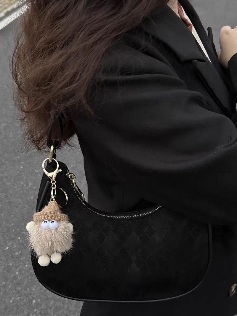 Autumn Winter Underarm Bags, Women's 2022 New High end, Small and Popular, Fashionable, Handheld One Shoulder_voghion.com