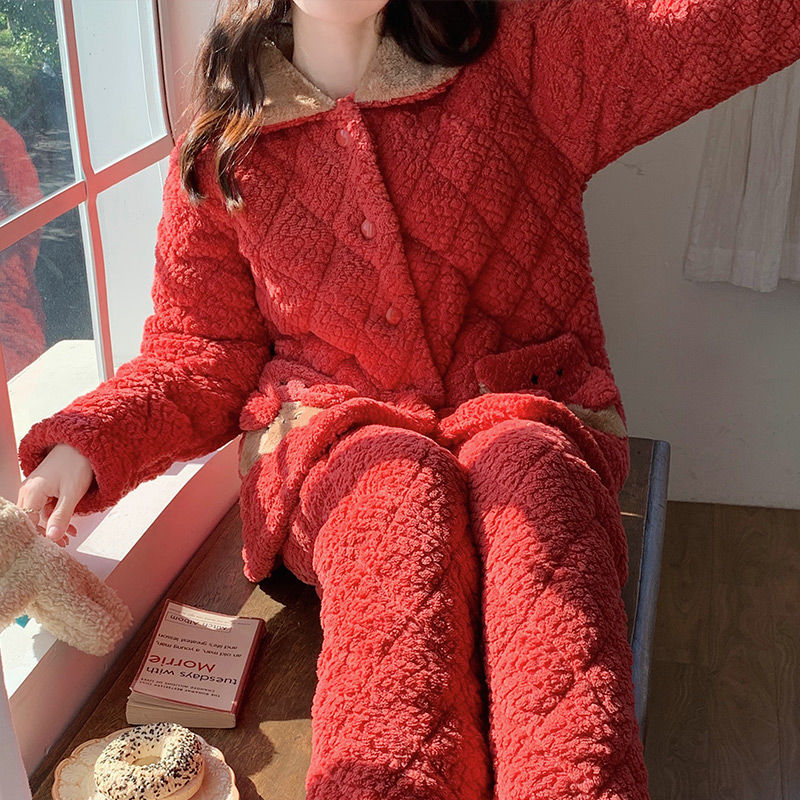三层夹棉睡衣女秋冬季新款珊瑚绒加绒加厚家居服可爱冬天保暖套装