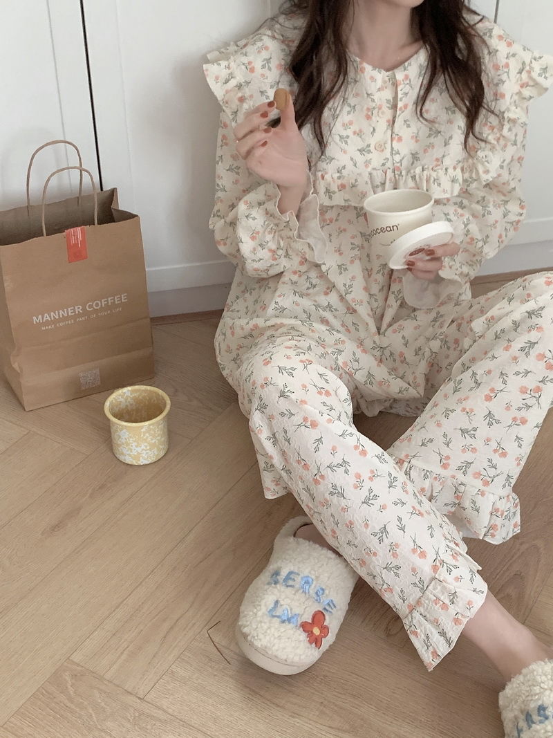 Pajamas women's autumn and winter new Japanese ins style sweet floral high-value thin section long-sleeved home service suit trendy