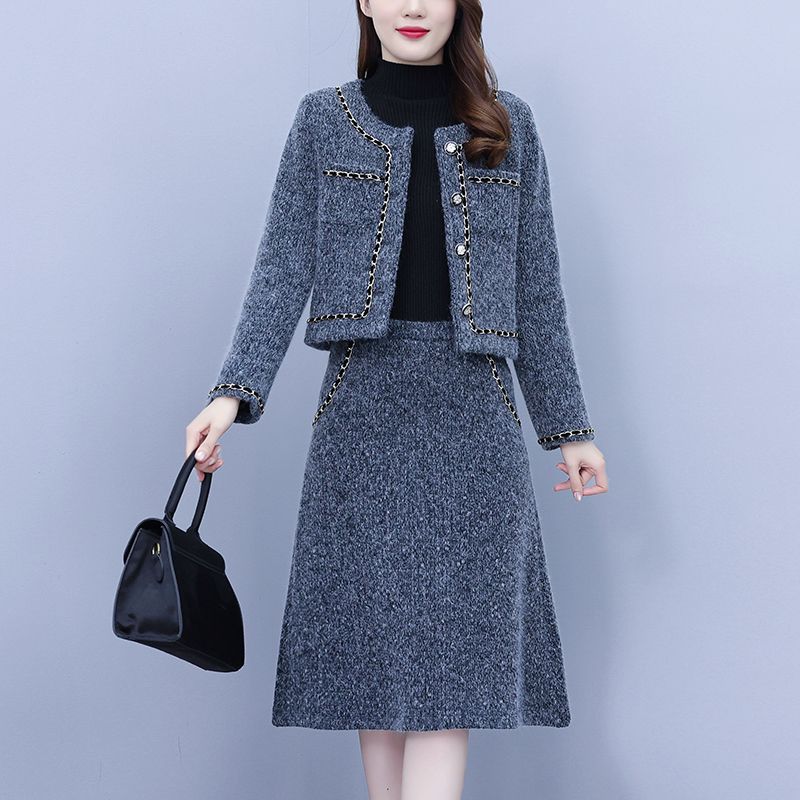 Autumn and winter small fragrant wind dress female 2022 new temperament goddess Fan small man with two-piece suit skirt