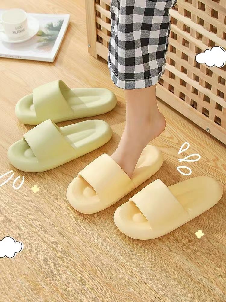 Stepping on feces feeling slippers women summer outdoor wear dormitory 2022 new anti-slip indoor home home bath sandals men's summer style