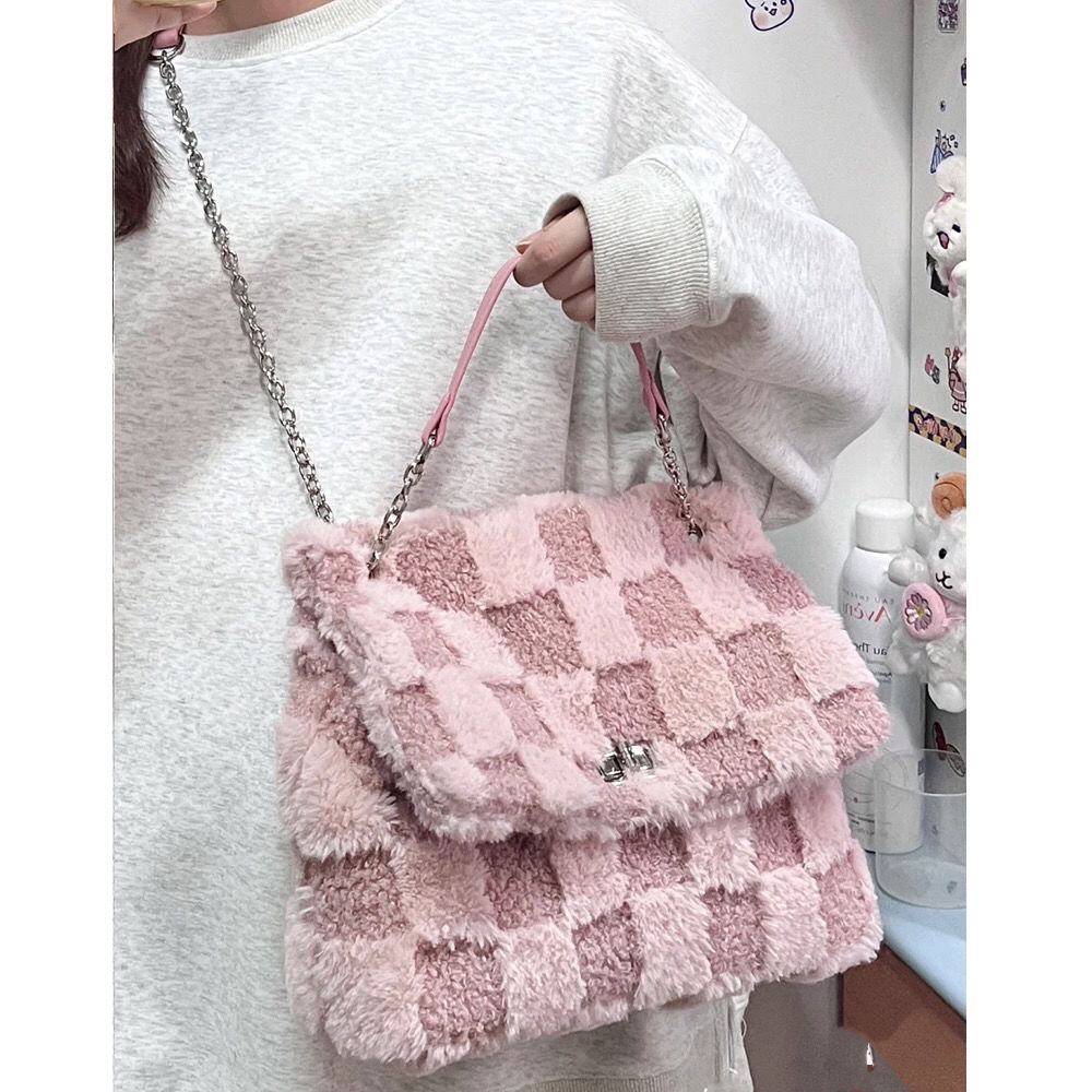 LAXMI niche design plaid plush checkerboard underarm bag autumn and winter new casual Messenger shoulder handbag