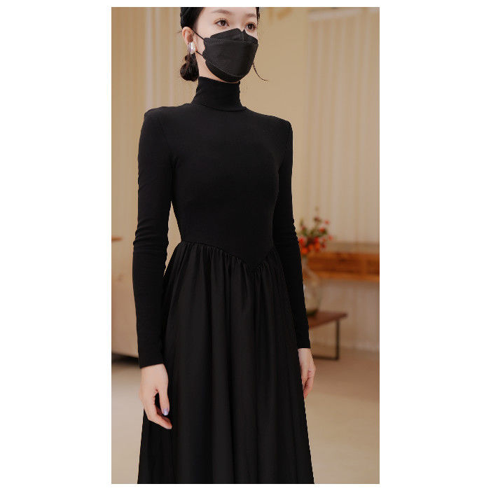 卓芝法式高级黑色裙子女装秋冬新款高级高领收腰显瘦中长款