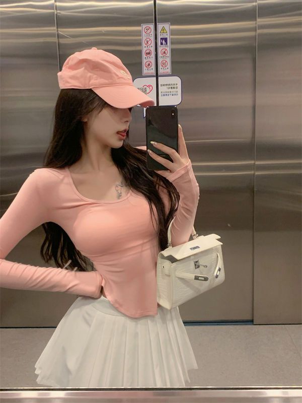 Pure desire wind self-cultivation U-neck long-sleeved T-shirt women's autumn hot girl looks thin and irregular inner waist waist bottoming small shirt top