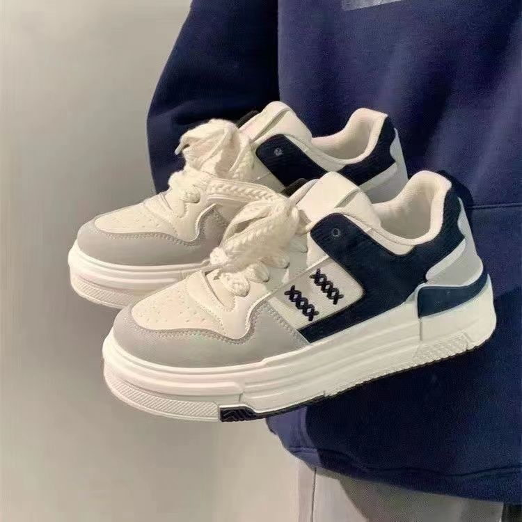 小白鞋女2022新款秋冬爆款女鞋百搭鞋子ins潮女厚底爆款小眾板鞋