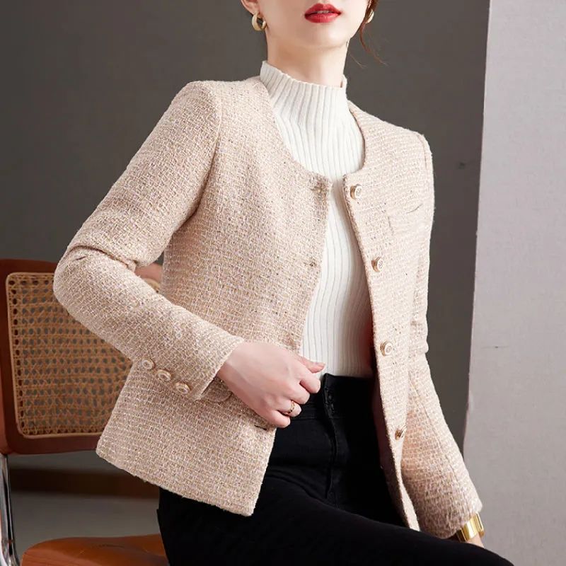 French-style small fragrance jacket female spring and autumn 2022 new high-end temperament celebrity short casual tweed top
