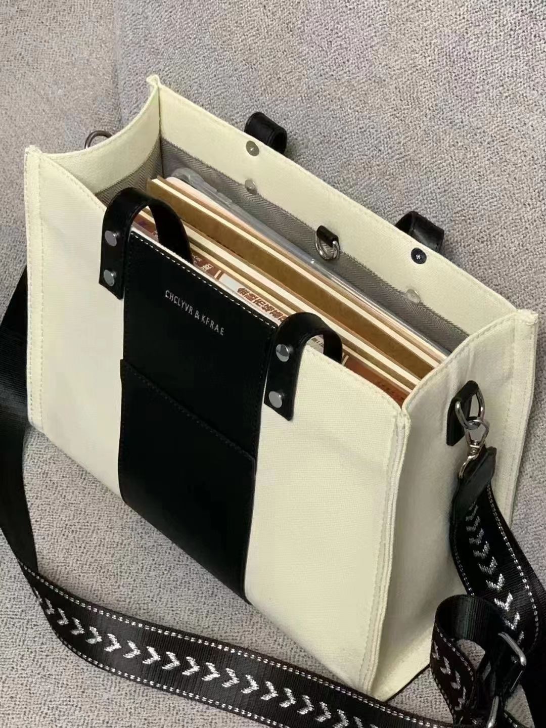 CorahKrion niche Japanese black and white tote bag canvas large capacity students commuting to class...