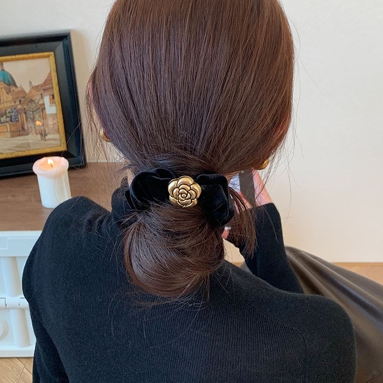 Nuovo cappio per capelli in velluto per intestino crasso, retrò e avanzato, piccolo vento profumato, corda per la testa della camelia, corda per capelli con cravatta autunnale e invernale per le donne_voghion.com