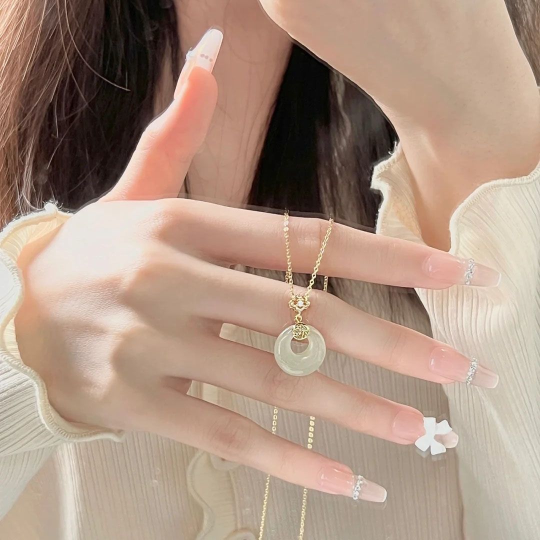 Blessing and peace buckle necklace for women, light luxury niche high-end sweater chain, gentle and fairy-like birthday gift for mother and girlfriend