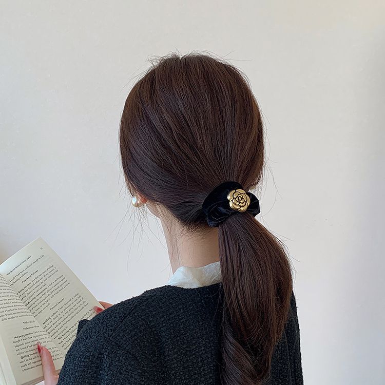 Nuovo cappio per capelli in velluto per intestino crasso, retrò e avanzato, piccolo vento profumato, corda per la testa della camelia, corda per capelli con cravatta autunnale e invernale per le donne_voghion.com