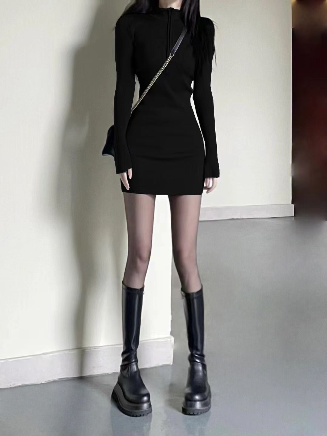  new autumn and winter long-sleeved knitted bottoming dress with a slim-fitting royal hottie hip-hugging little black skirt