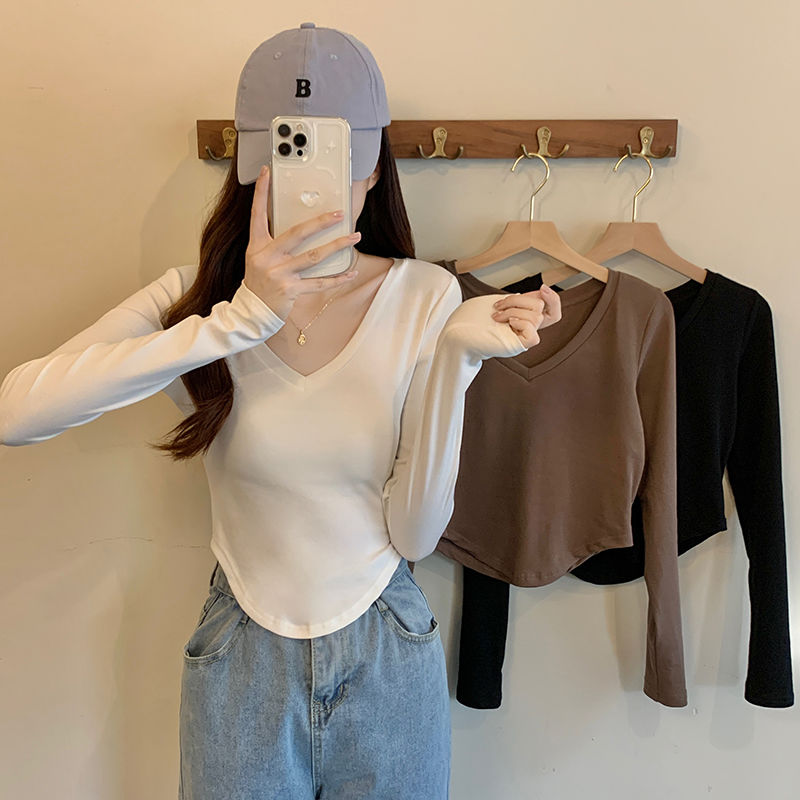T-shirt top women's pure desire style V-neck short front shoulder slim-fit bottoming shirt leaking collarbone spring, autumn and winter foreign style top