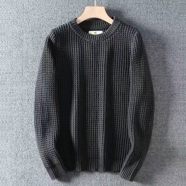 men's round neck thick knitted sweater