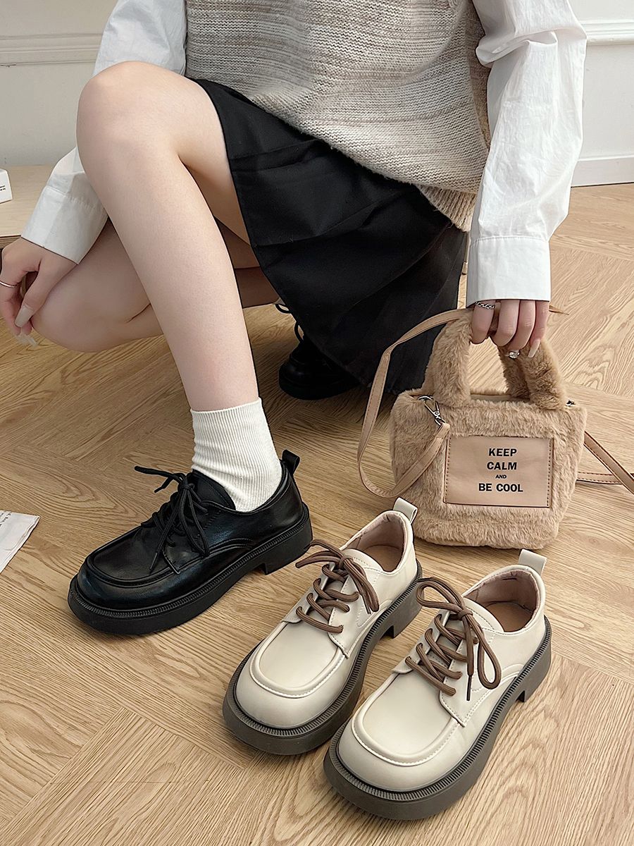 White retro British style small leather shoes women's autumn and winter 2022 new velvet all-match French niche thick-soled shoes