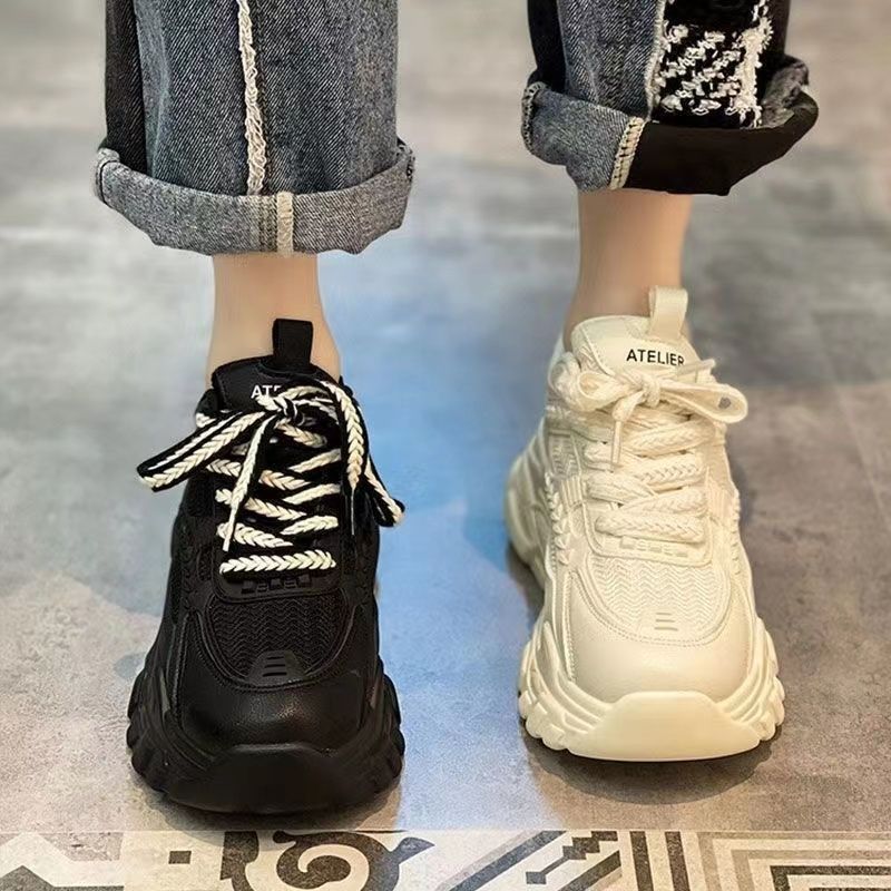 Popular sports shoes for women 2023 new ins trendy versatile casual shoes for women autumn and winter thick-soled running dad shoes