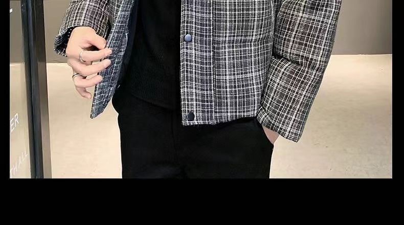 2023 Neue Daunenjacke für Herren, hübsche karierte Baumwolljacke mit kurzem Stehkragen, verdickte und leichte Herrenjacke,_voghion.com