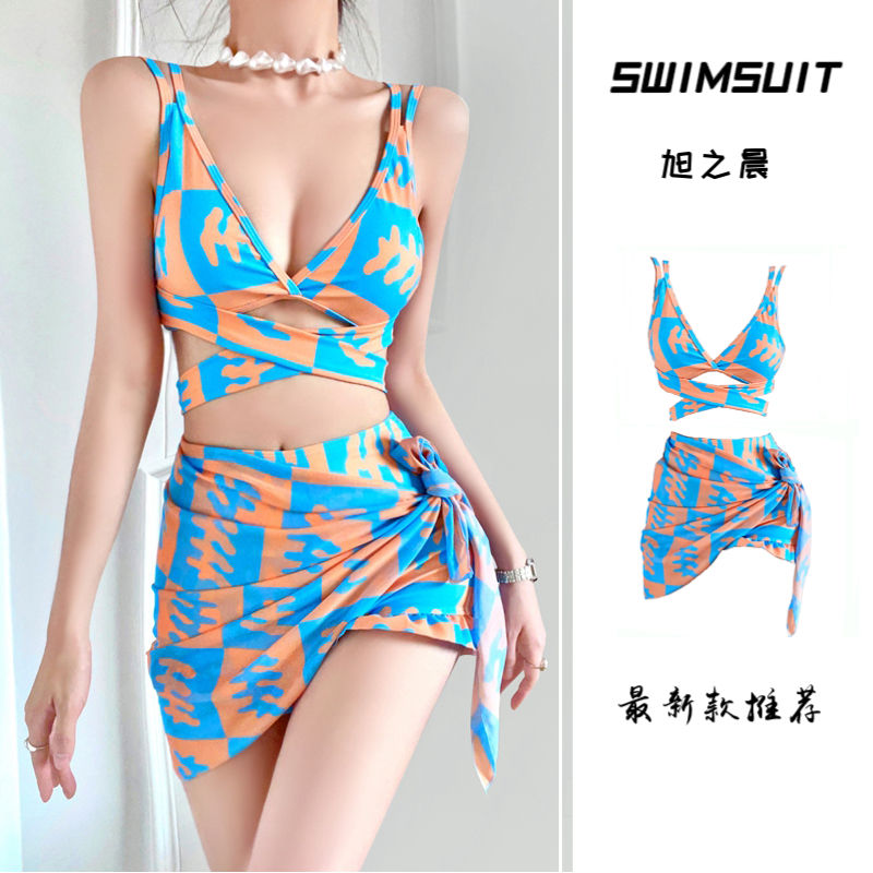 Internet celebrity style sexy split swimsuit for women 2023 new hot spring ins style high waist slimming bikini three-piece set