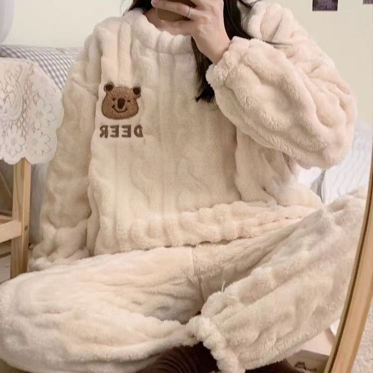 保暖睡衣女秋冬法蘭絨網紅小熊維尼套頭圓領法蘭絨可愛卡通家居服