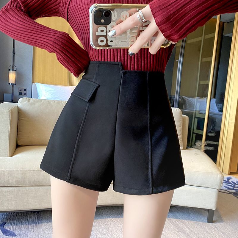 Black woolen shorts for women's outer wear in autumn and winter high-waist slim casual wide-leg pants irregular a-line pants boot pants