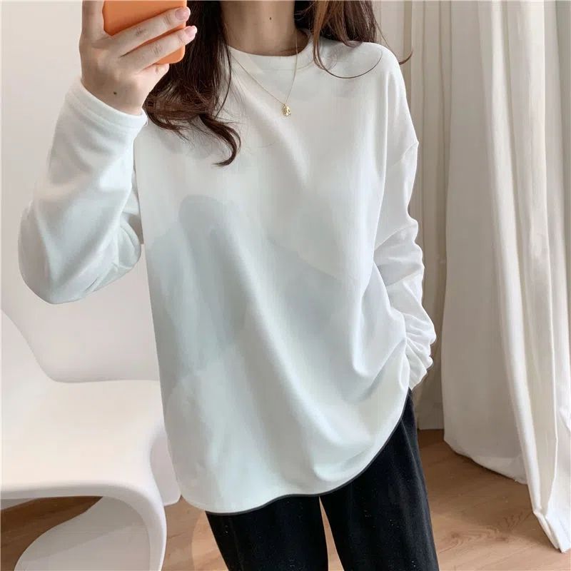 Warm and thickened double-sided German velvet round neck white bottoming shirt for women with velvet autumn and winter brushed inner layering loose mid-length T-shirt
