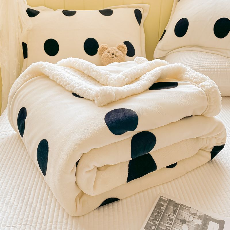 冬季双面加厚牛奶羊羔绒毛毯办公室午睡小被子珊瑚法兰绒沙发盖毯