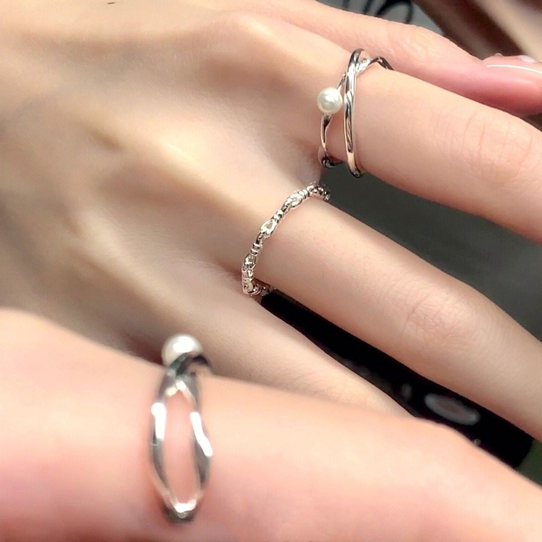 珍珠戒指女开口可调节ins小众高级冷淡风素圈对戒闺蜜叠戴食指戒