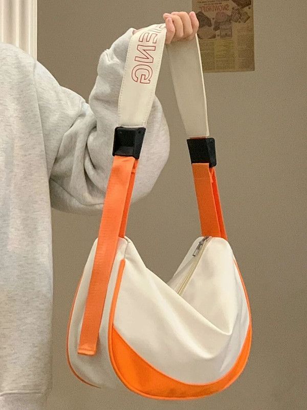 尼龍斜挎包包女2023新款餃子包大容量腋下包女百搭單肩運動健身包