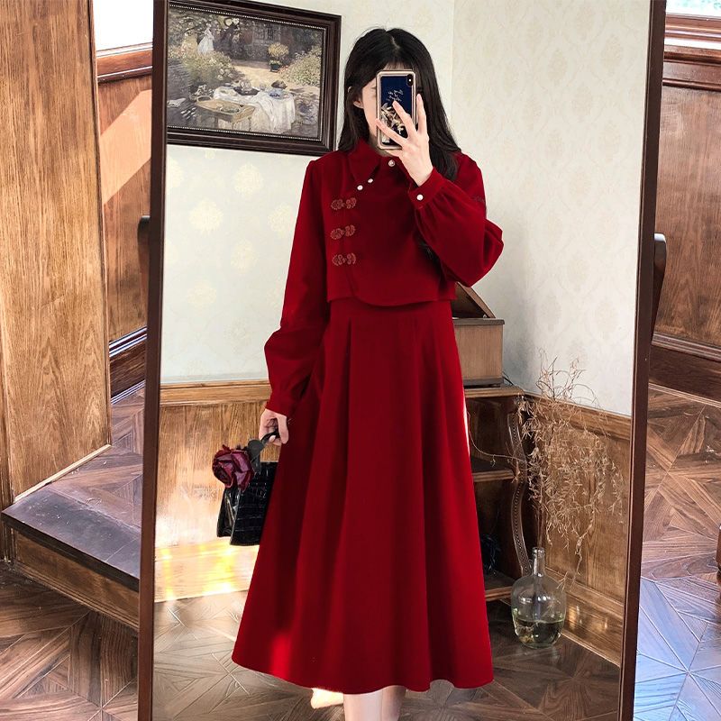 Pan buckle new medium and large size stylish red engagement New Year skirt for women spring and autumn large size fat mm fake two-piece dress for women